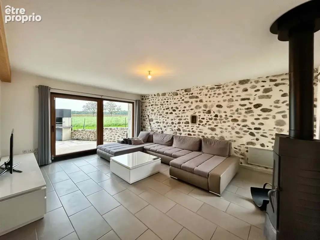 À vendre – Maison individuelle à Valleiry (74), environnement privilégié à environ 500 m de la frontière suisse - photo 2