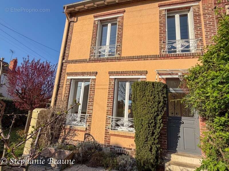 Maison à EAUBONNE
