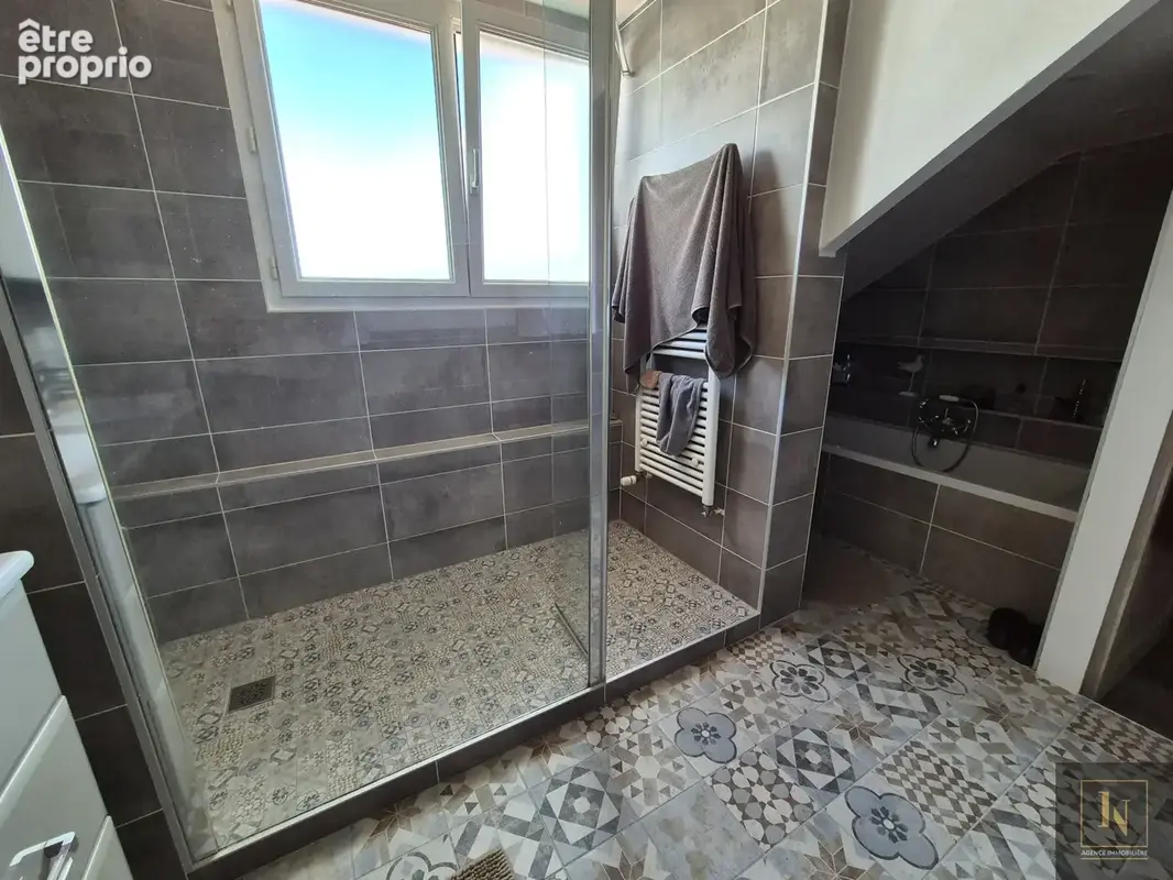 Bien d'exception Maison de VILLE 5 Chambres Garage Saint-Pere-en-Retz (44320)- Pays de RETZ - photo 36