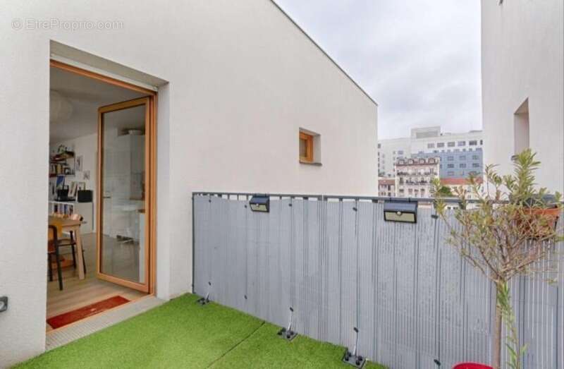 Appartement à AUBERVILLIERS
