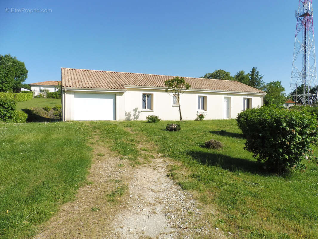 Sur les hauteurs de riberac tres belle vue - photo 6