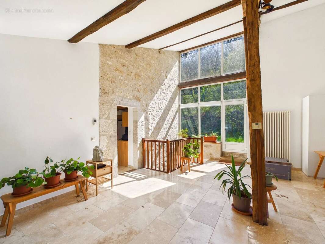 Maison à SAINT-MAURIN