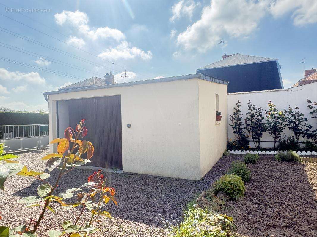 Maison à ISIGNY-SUR-MER