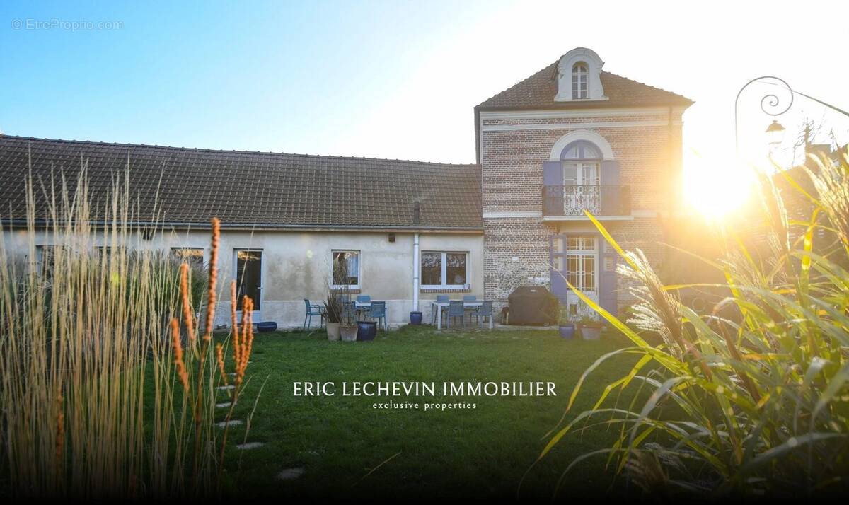 Maison à MONTREUIL