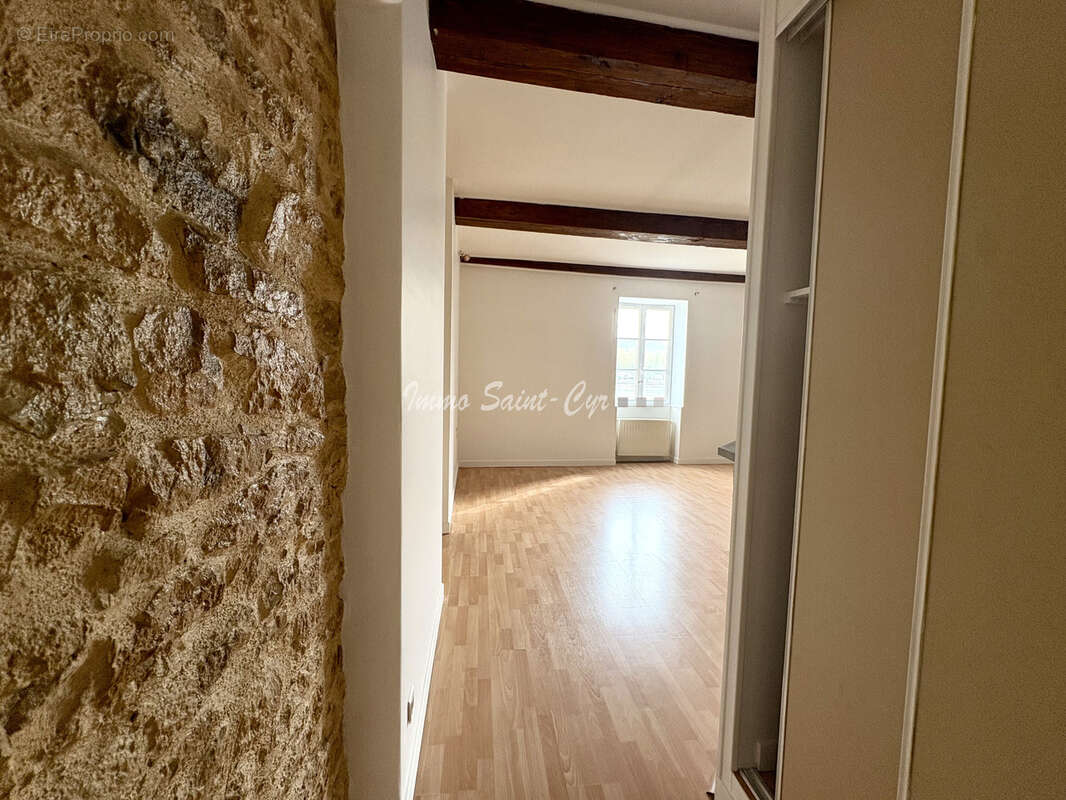 Appartement à ALBIGNY-SUR-SAONE