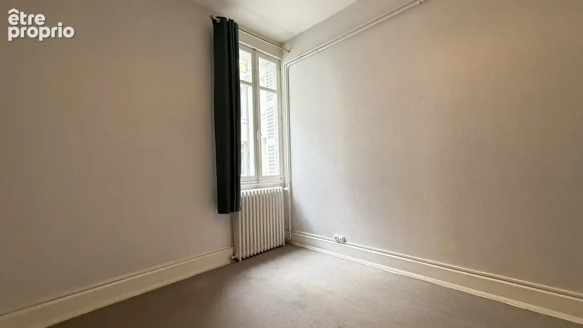 Appartement T3 face au parc des Sources à Vichy avec balcon et ascenseur - photo 15