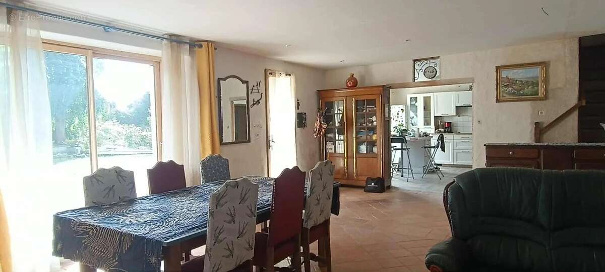 Maison en pierre 3 chambres hangar - photo 5