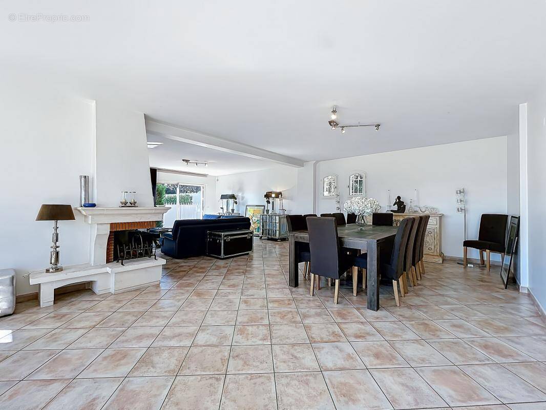 Maison à SAINT-RAPHAEL