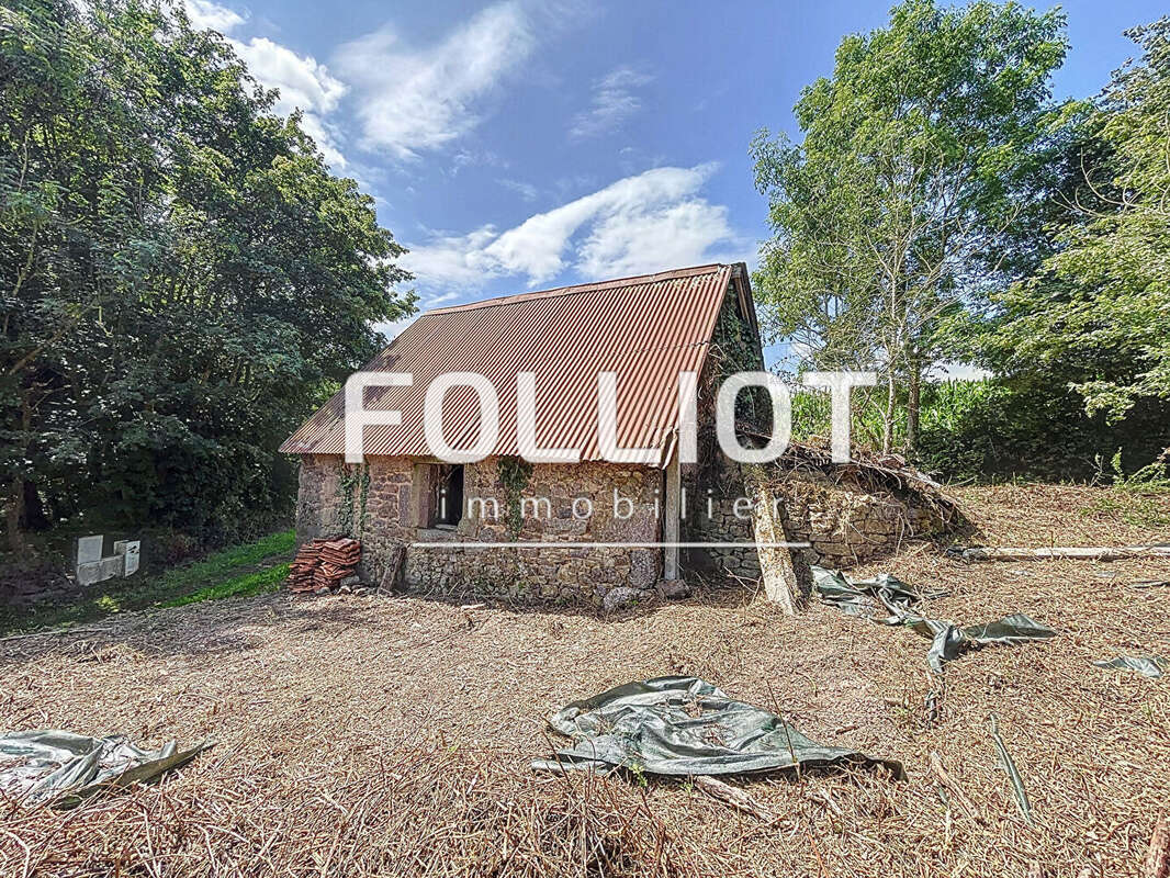 Maison à SAINT-DENIS-LE-GAST