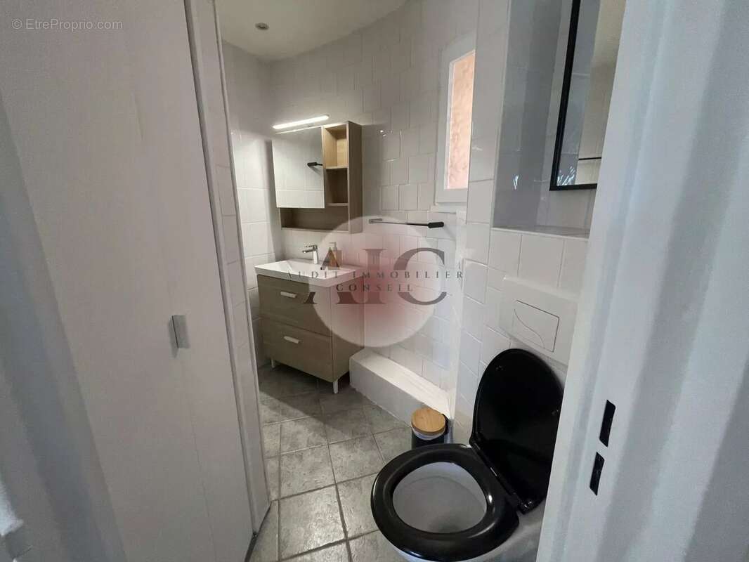 Appartement à SAINT-PAUL-EN-FORET