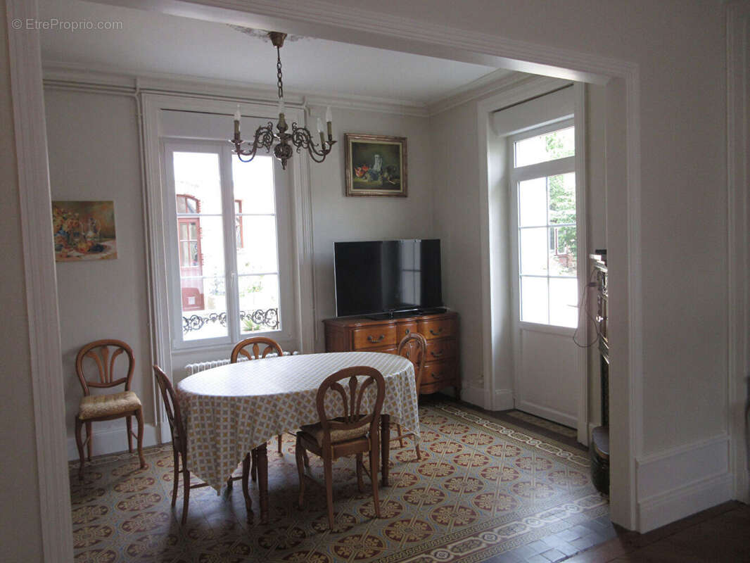 Maison à MORTAGNE-AU-PERCHE