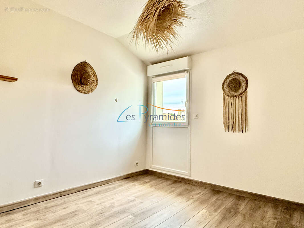 LA GRANDE MOTTE - Maison 4 pièces avec piscine - photo 9