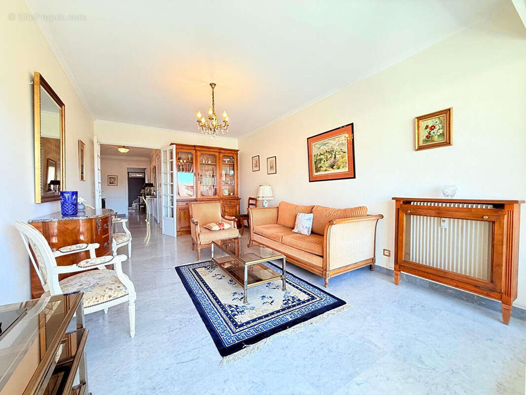 Appartement à MENTON