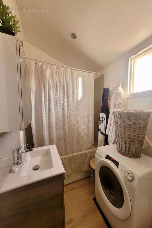 Appartement à MEYREUIL