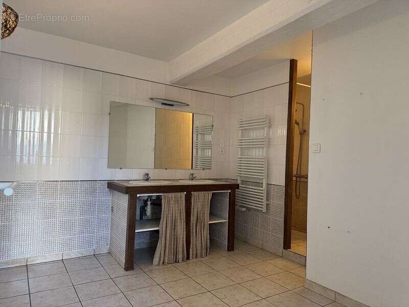 Maison 130 m² à Maillot  - photo 5