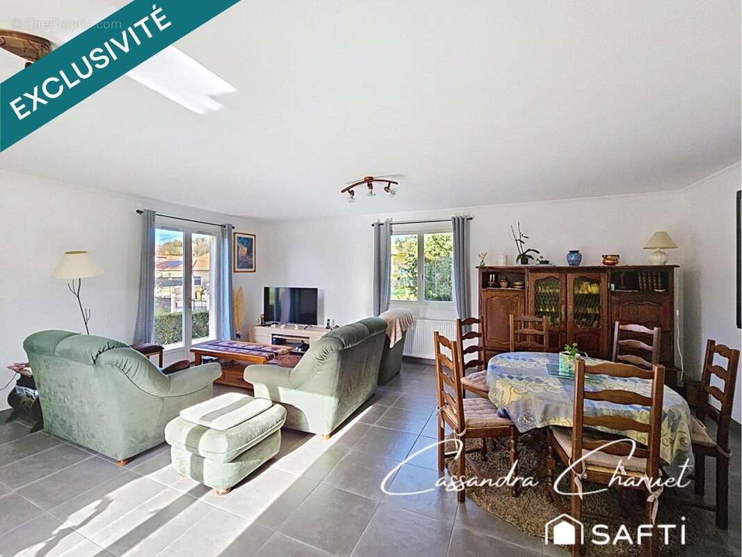 Photo 2 - Maison à SAINT-JUST-CHALEYSSIN