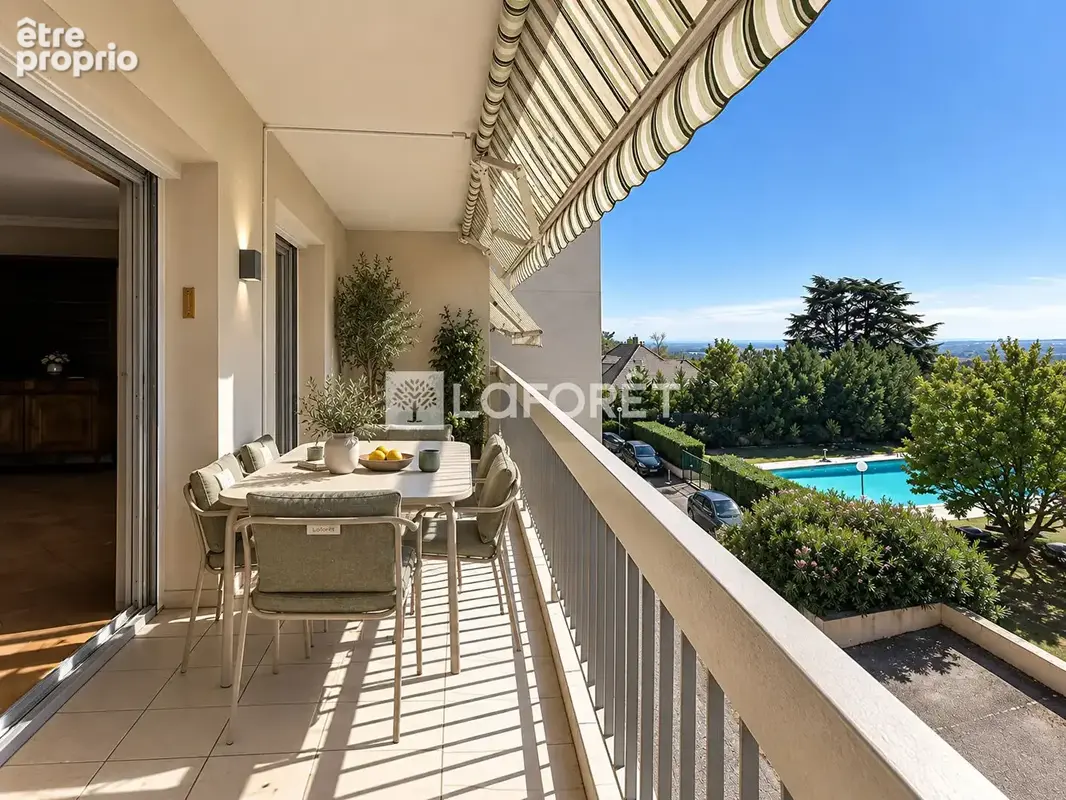 Appartement à RILLIEUX-LA-PAPE