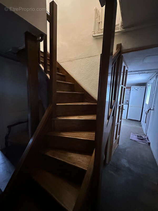 Maison à COMMELLE-VERNAY