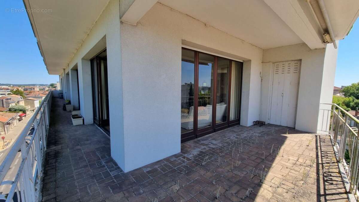 Appartement à BORDEAUX