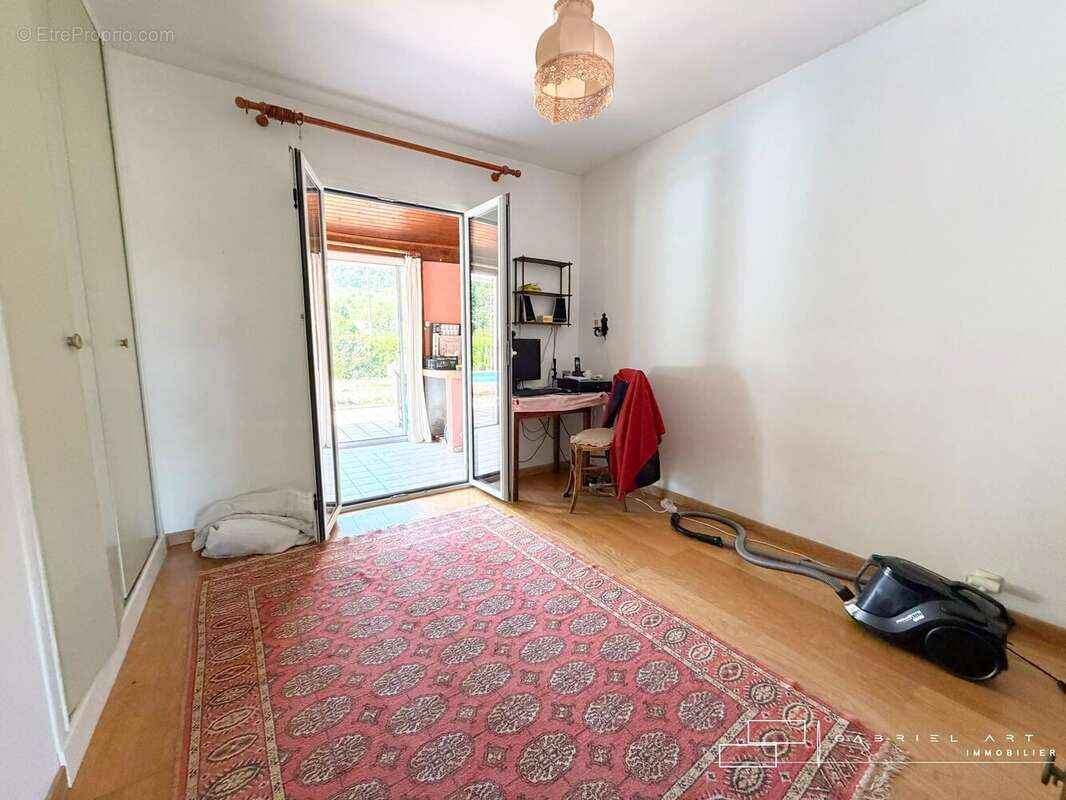 Maison 110 m² à Pavie  - photo 10