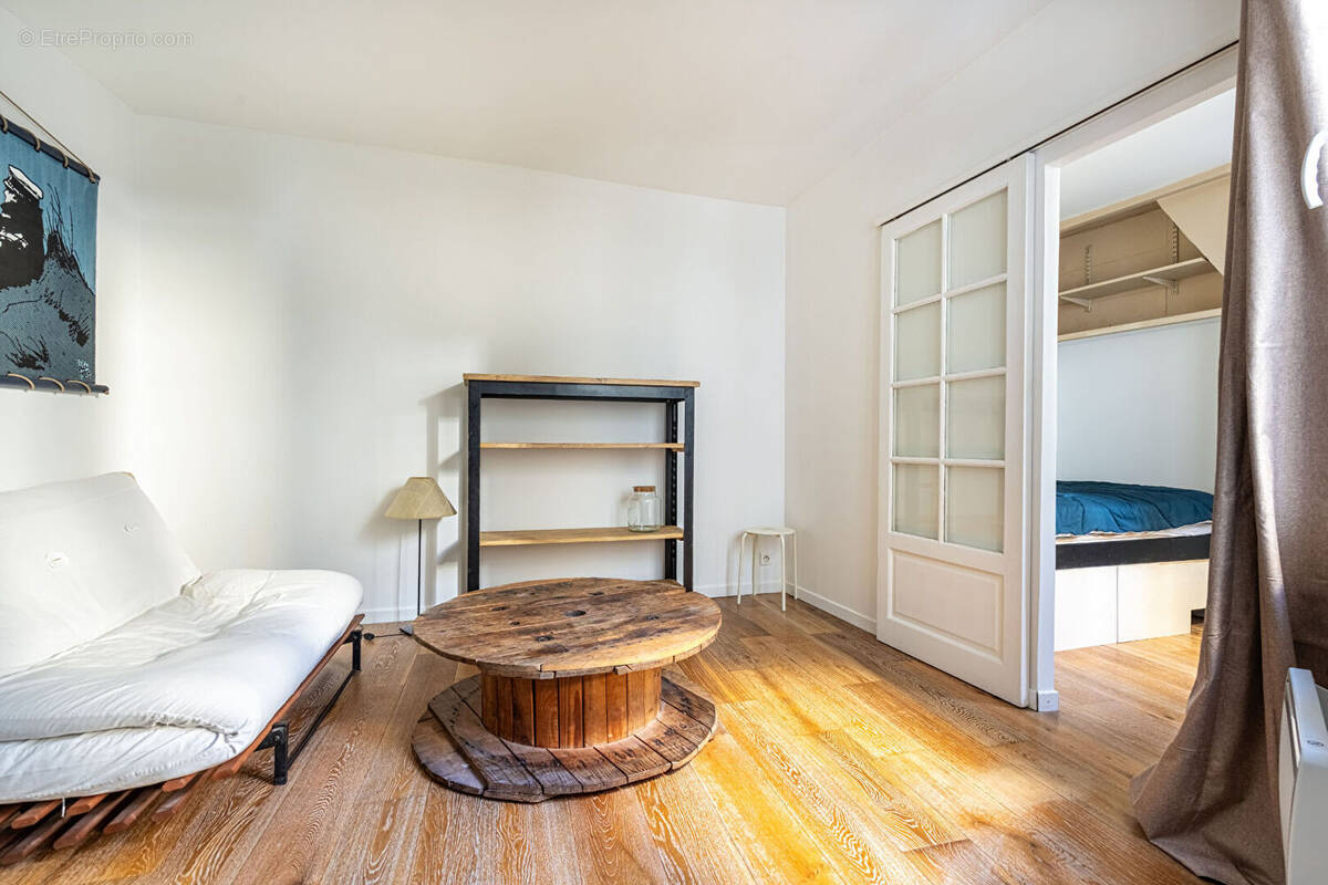 Appartement à PARIS-11E