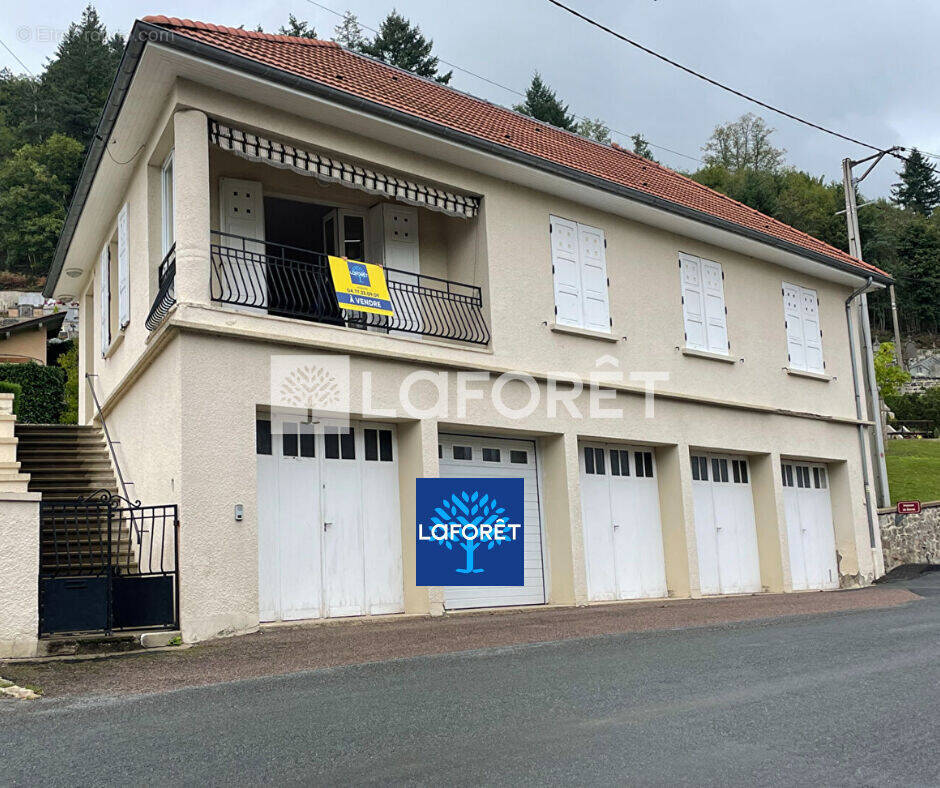 Maison à SAINT-JUST-EN-CHEVALET