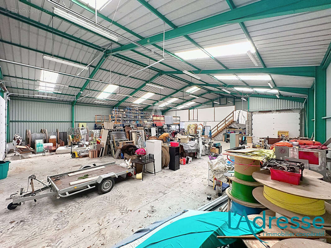 Commerce à SAINT-LOUP-DU-GAST