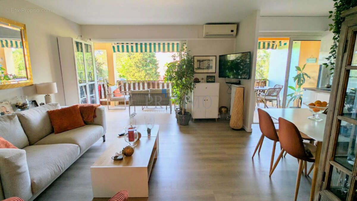 Appartement à SAINT-RAPHAEL