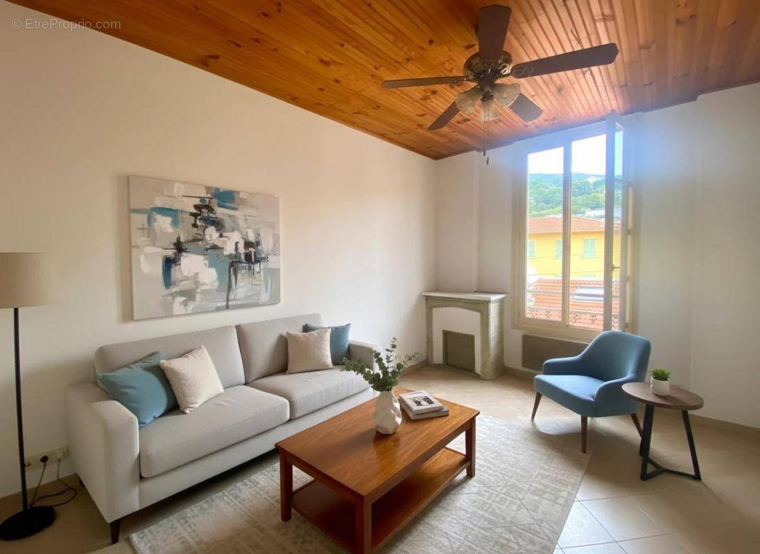 Appartement à MENTON