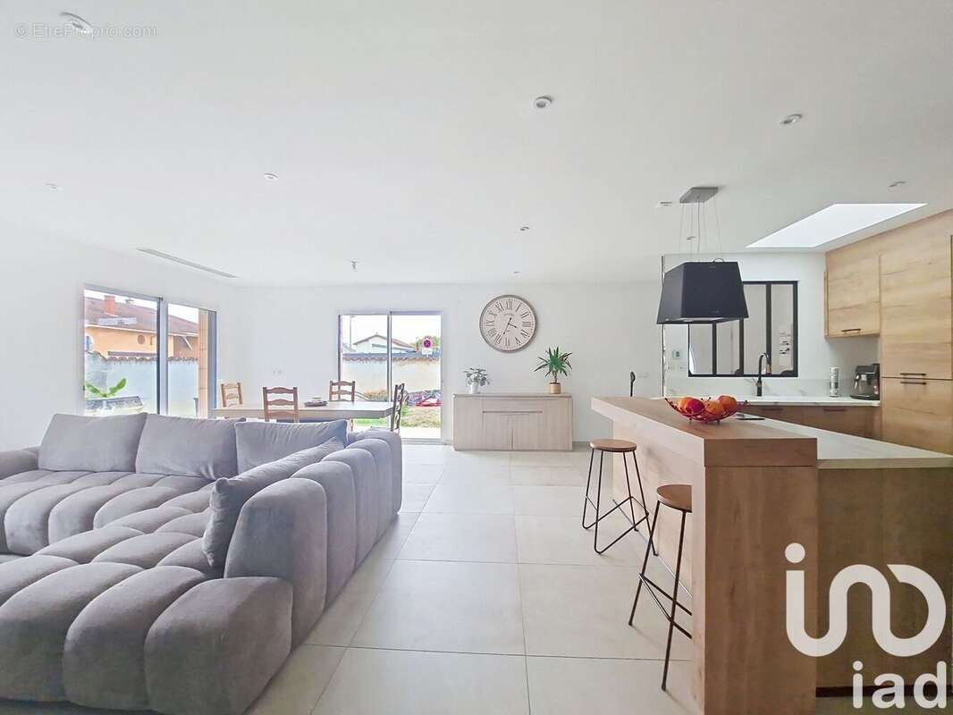 Photo 4 - Maison à LOYETTES