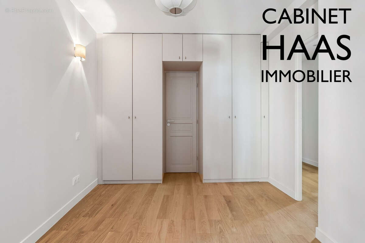 Chambre  - Appartement à PARIS-11E