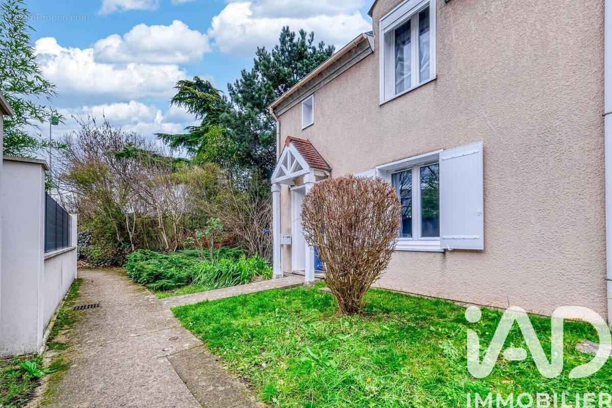 Photo 1 - Maison à VILLIERS-SUR-MARNE