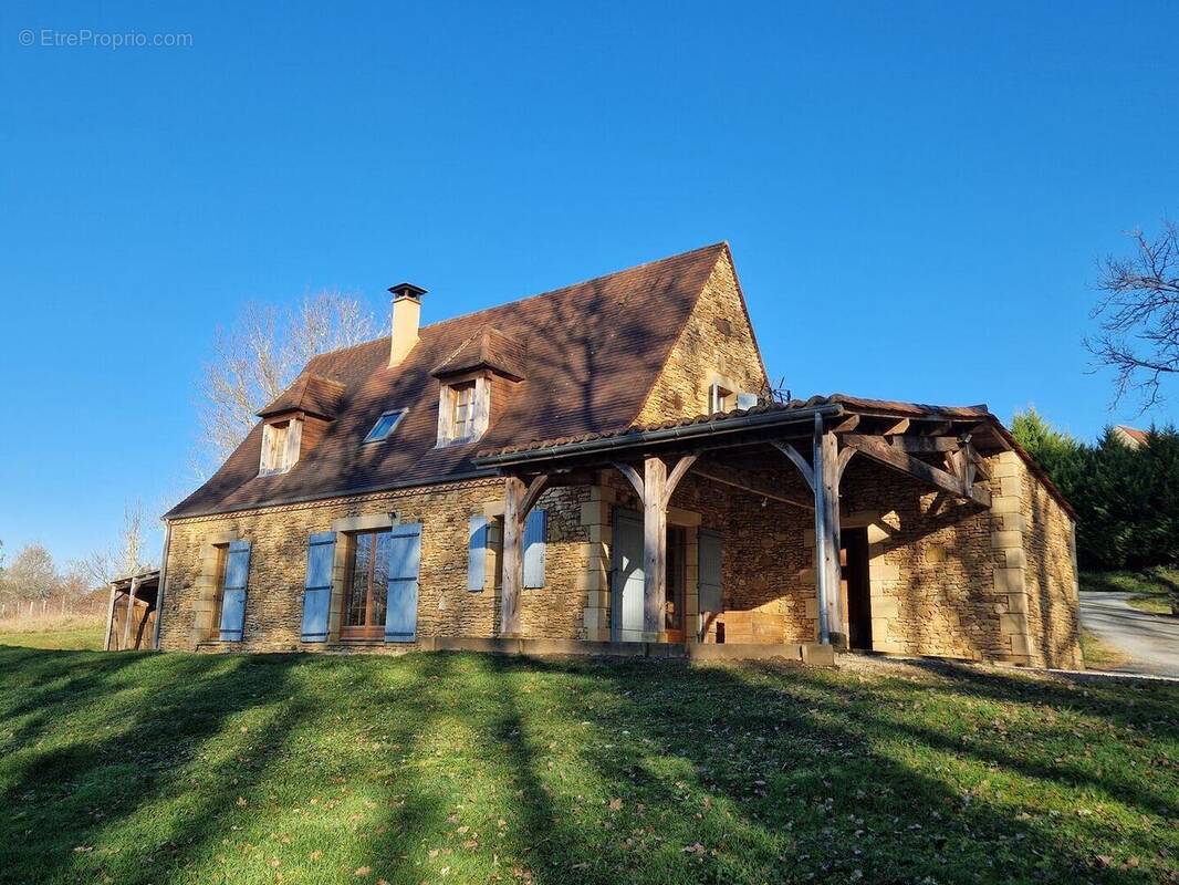 20250114154513 - Maison à PAUNAT