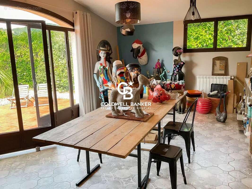 Maison à SOLLIES-PONT