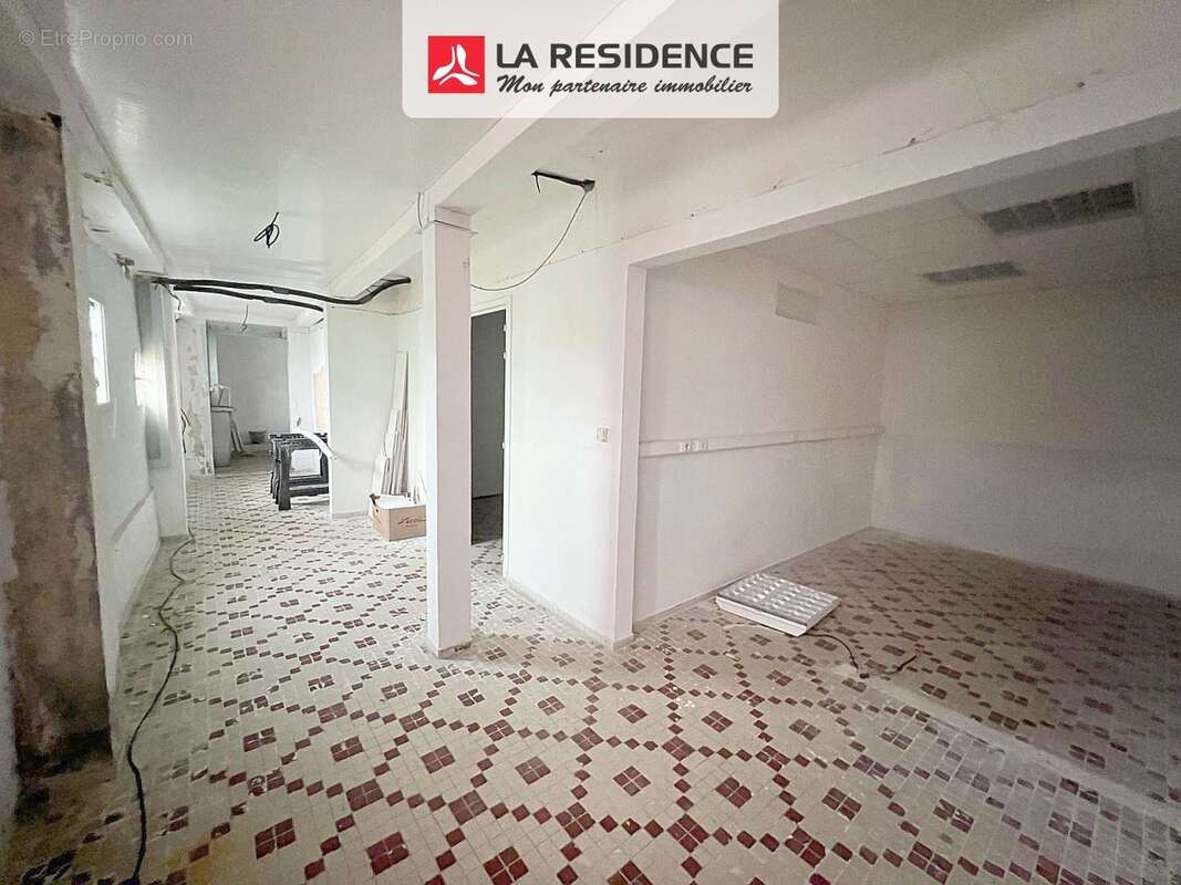 Commerce à FORT-DE-FRANCE