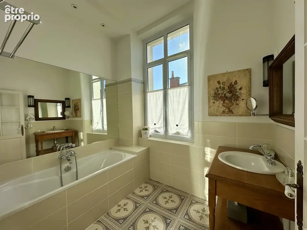 Belle maison de ville offrant 11 chambres - photo 13