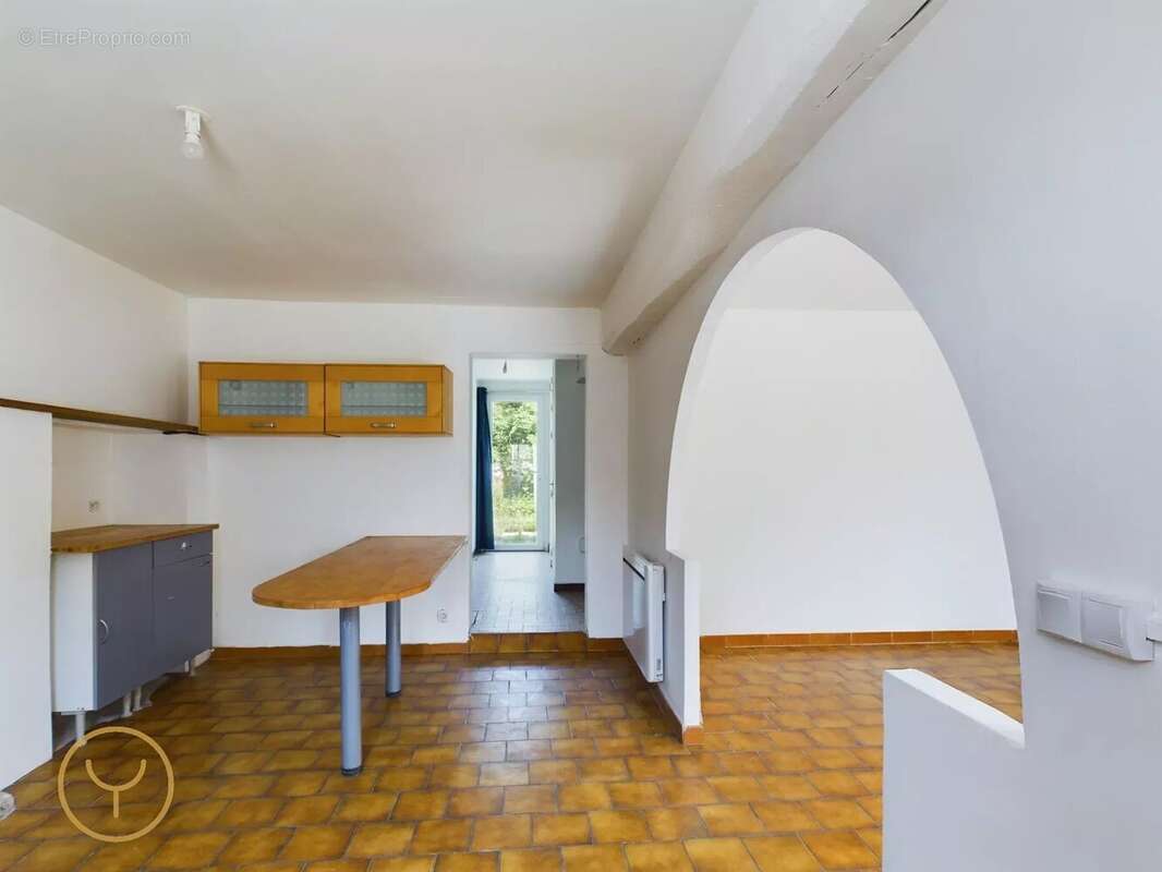 Maison à ROMILLY-SUR-SEINE