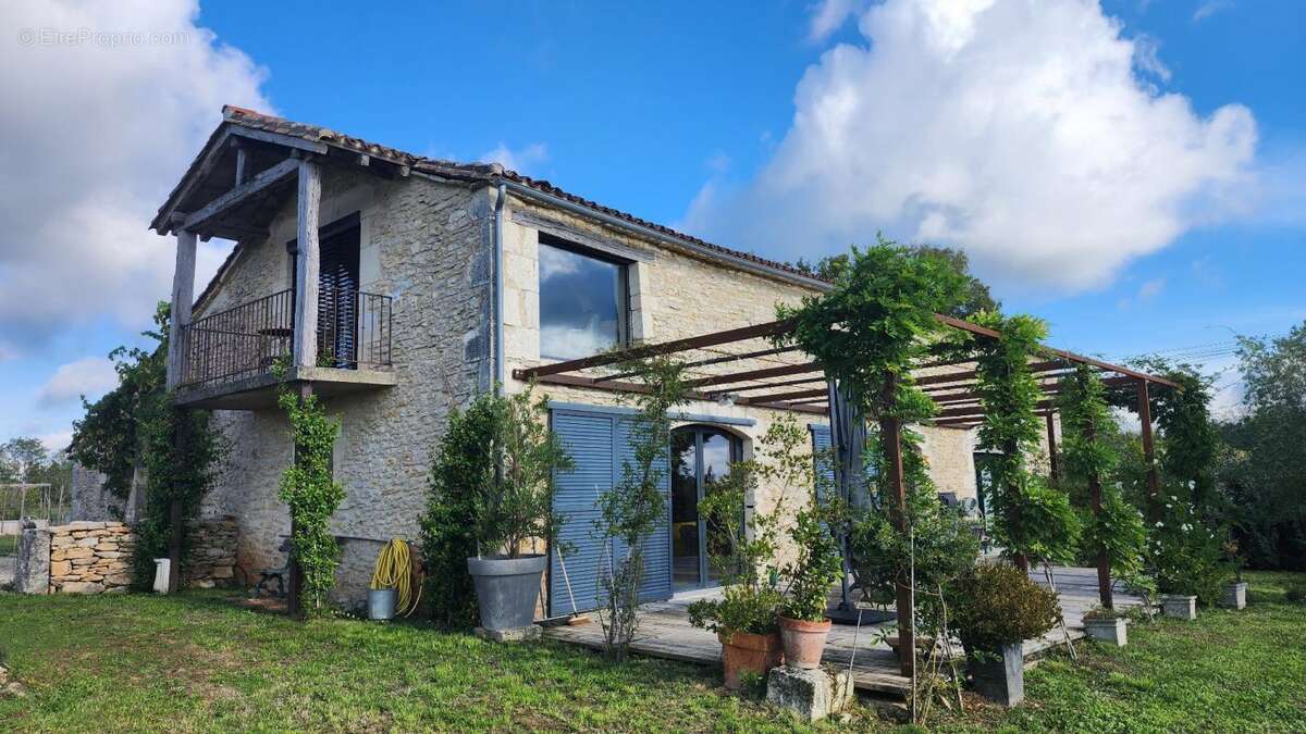 Maison à CREMPS