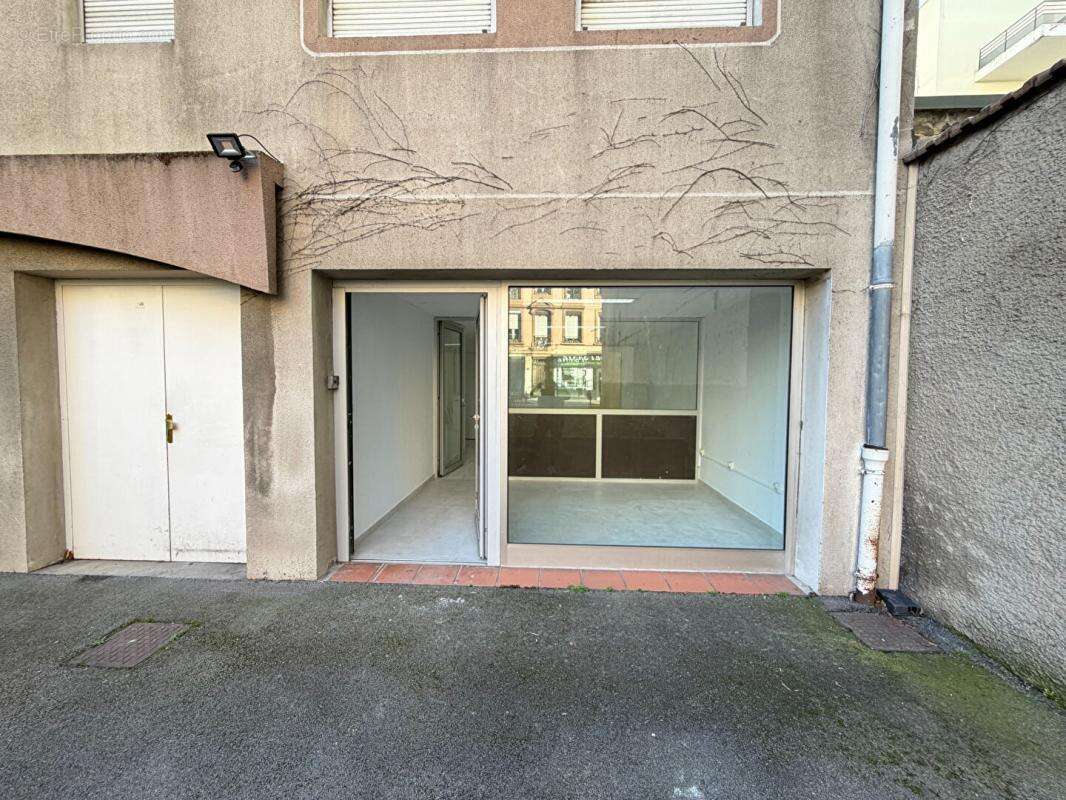 Commerce à VILLEURBANNE