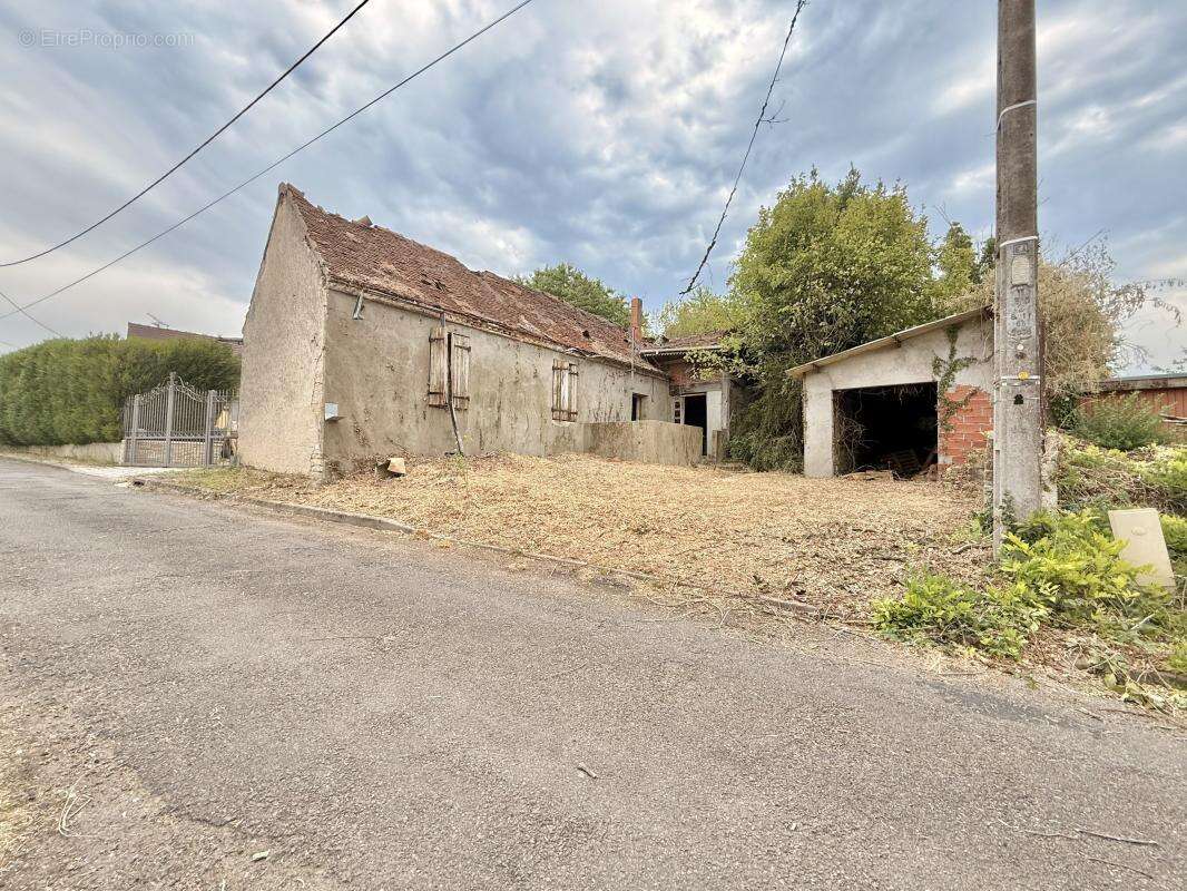MAISON  86m² A RENOVER sur 730m² de terrain - photo 5