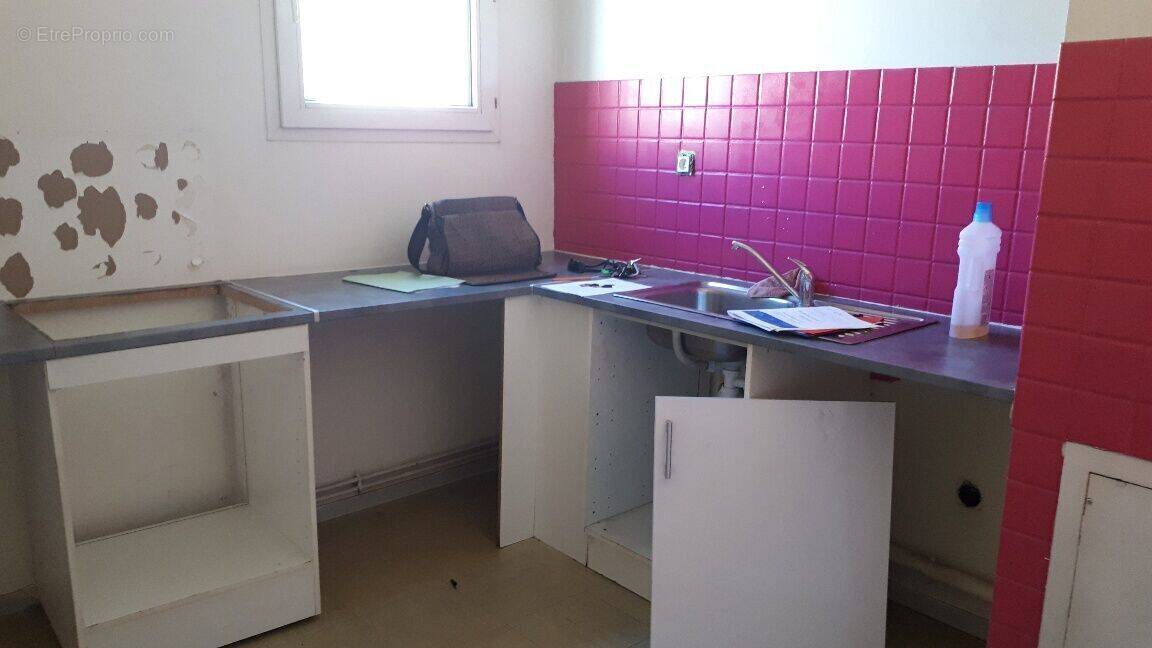 Photo 1 - Appartement à MARSEILLE-10E