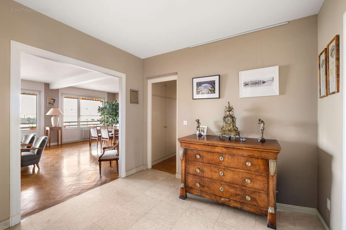 Appartement à CALUIRE-ET-CUIRE