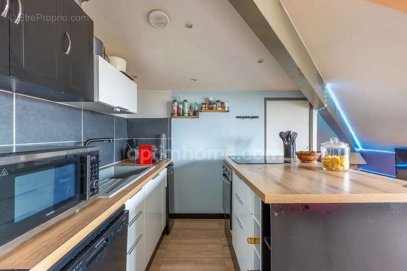 Appartement à CRAPONNE