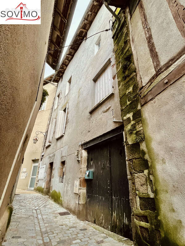 Appartement à CONFOLENS