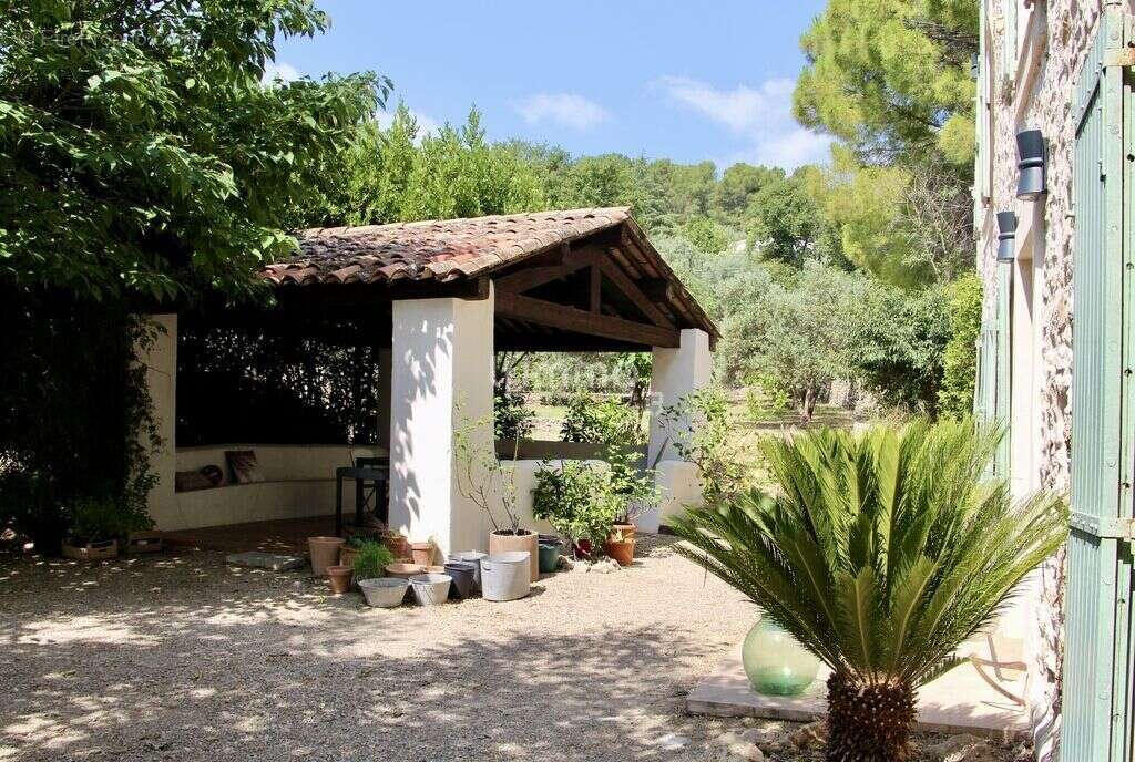 Bastide du 18e entièrement rénovée - photo 21