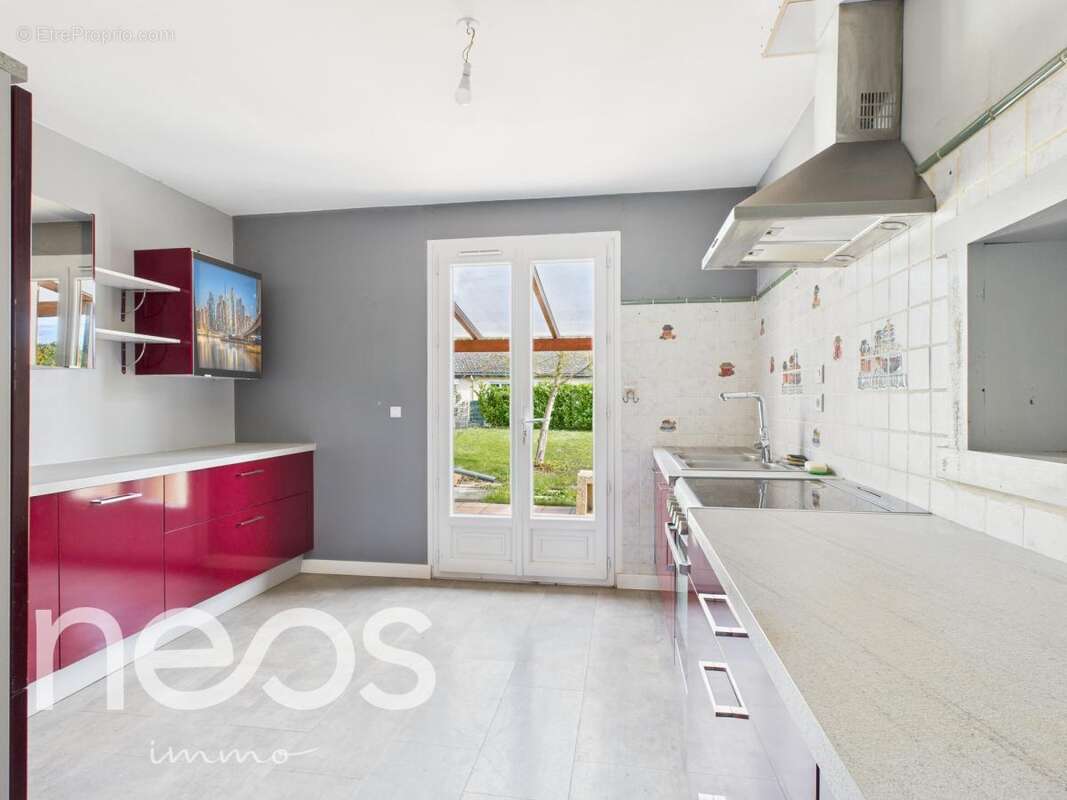 Maison à CHEVIGNY-SAINT-SAUVEUR