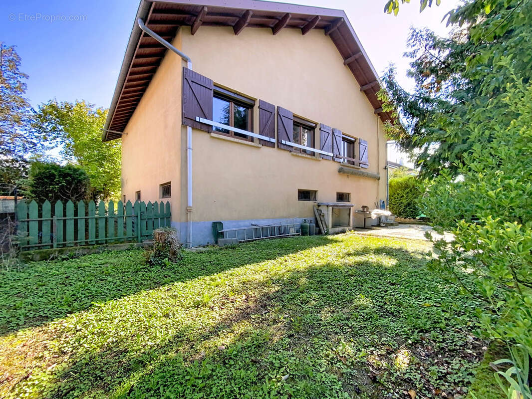 Maison à LEROUVILLE