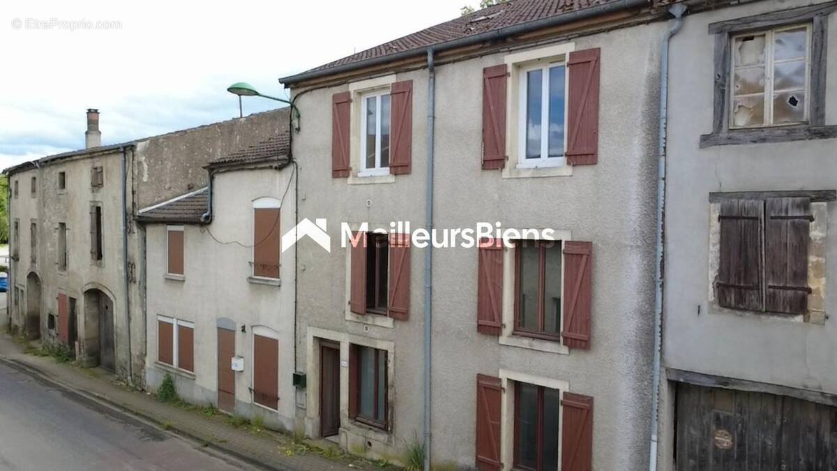 Appartement à BOURBONNE-LES-BAINS