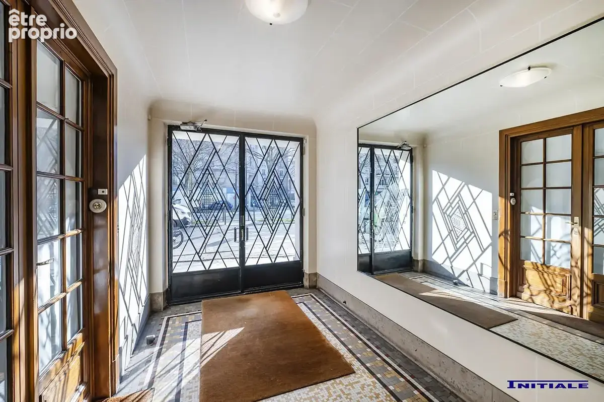 Appartement 6 pièces avec vue sur square - photo 17