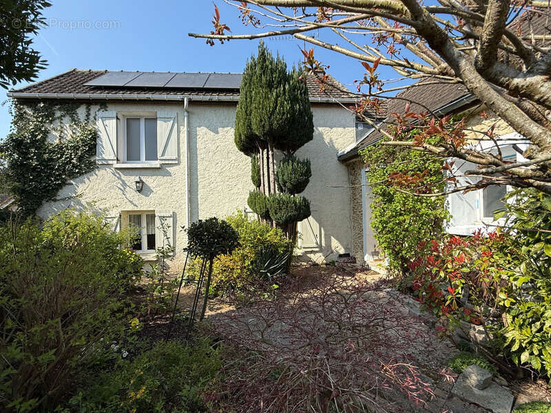 Maison à GRISY-LES-PLATRES